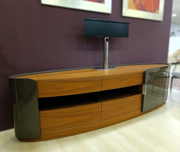 MUEBLE CON SOPORTE PARA TV EXCLUSIVO ALEAL - Imagen 4